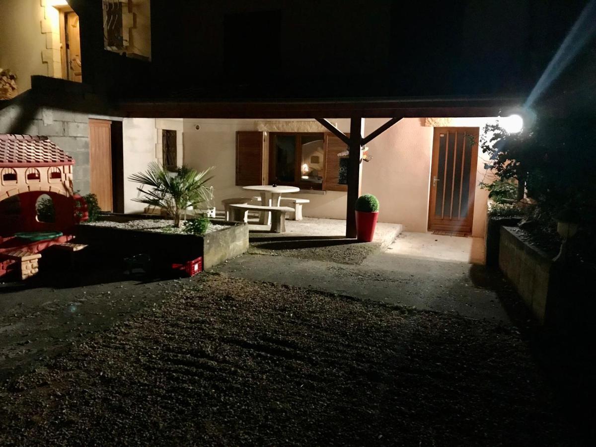 Spacieux Appartement 110M2 Avec Terrasse Privative Beauregard-Vendon Buitenkant foto